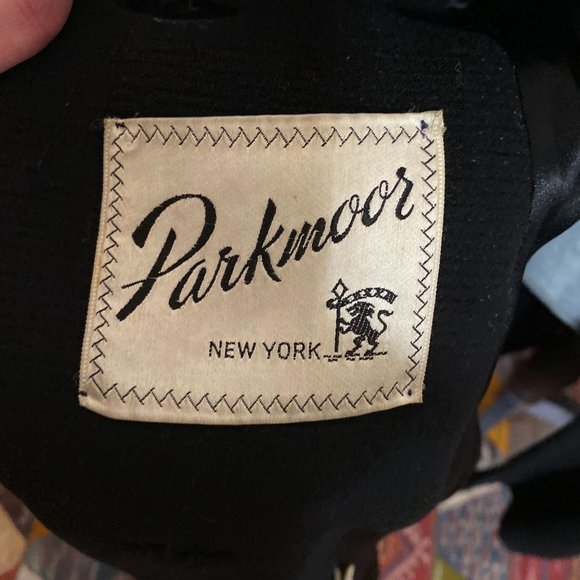 Vintage Famous Barr Black Coat from Parkmoor NY with Fur Collar - Picture 5 of 10